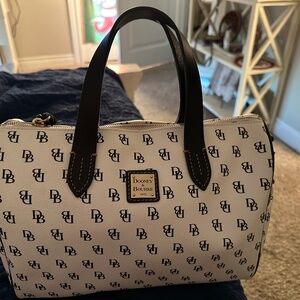 D&B purse